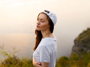Overcoming Negative Thoughts: 13 Strategies for a Positive Mindset 
