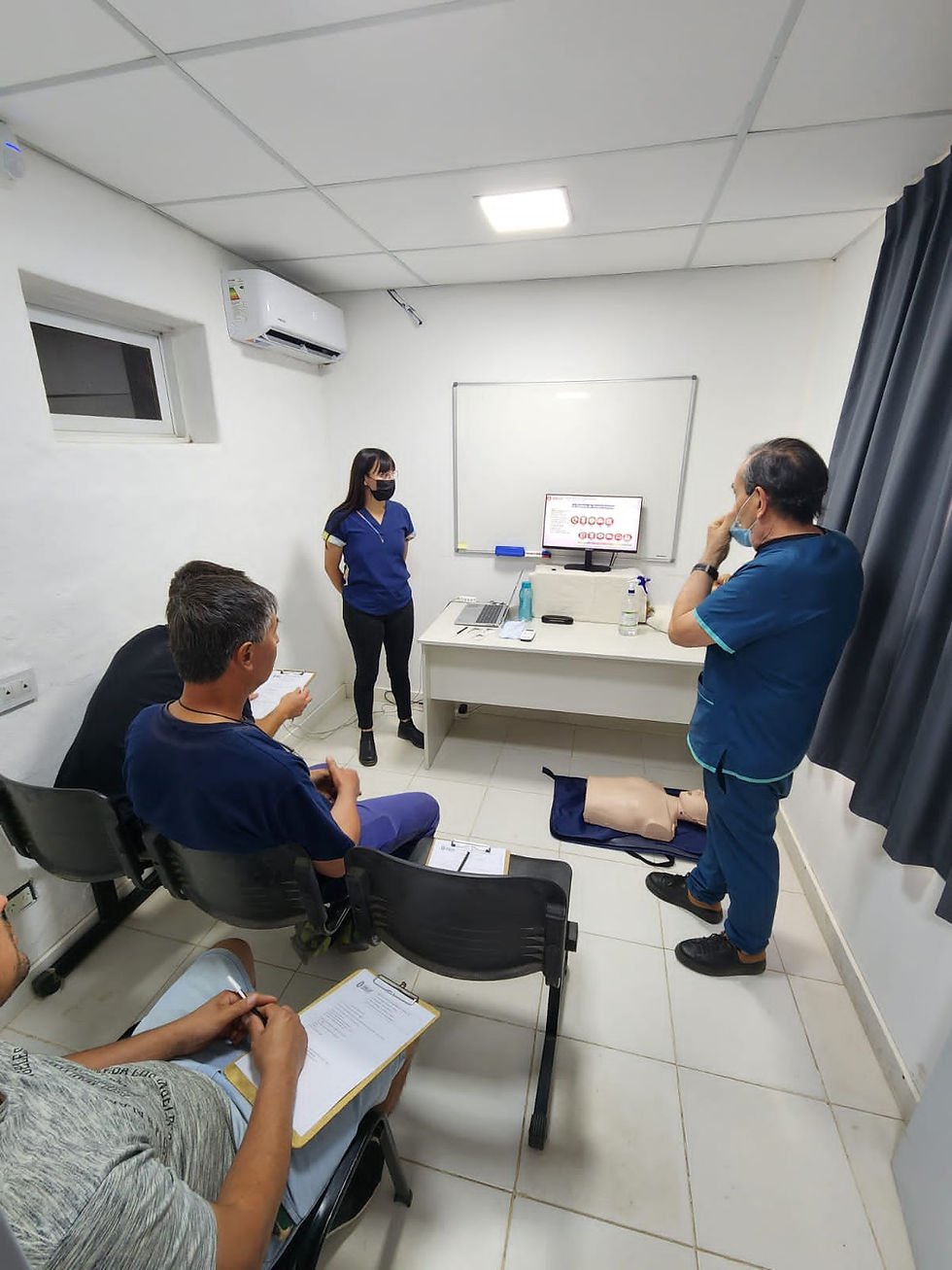Curso RCP DEA PA auxilios (8)