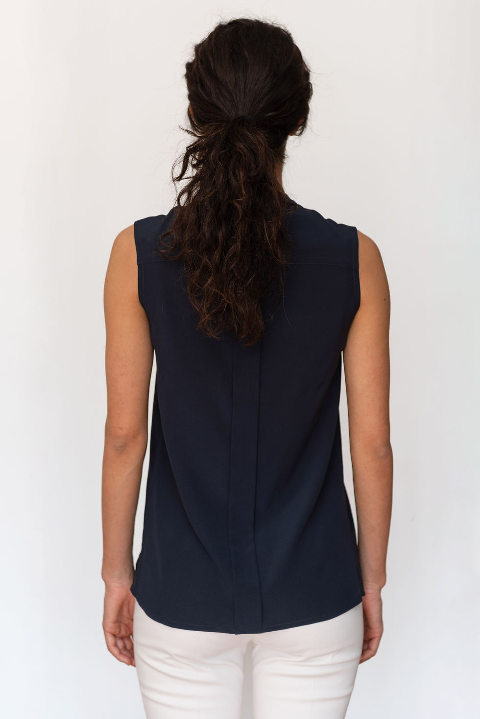 Miniatura: 15/25 CREMIA - Camicia senza maniche in seta