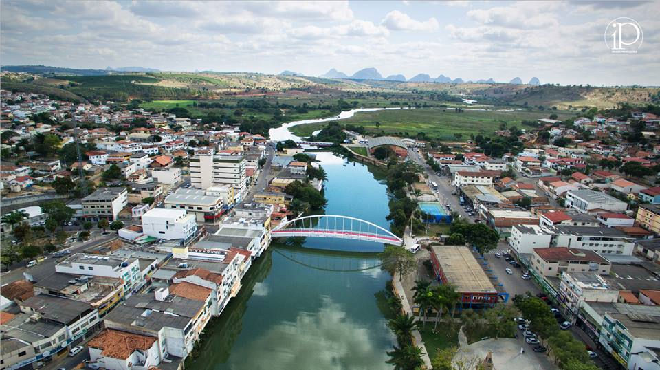 Rio Cricaré cortando Nova Venécia