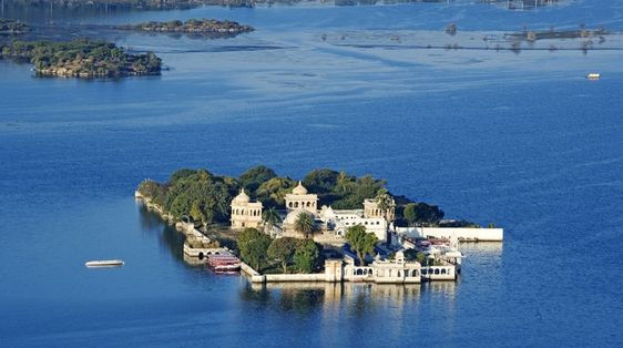 Thumbnail: Classic Jaipur and Udaipur tour
