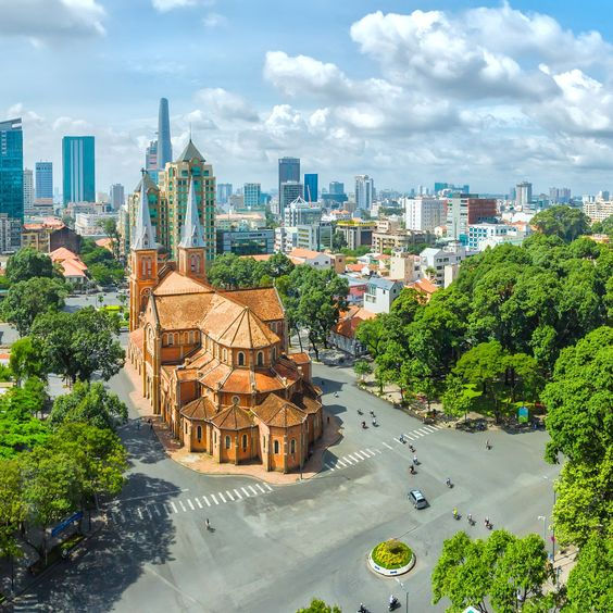Vibrant Vietnam: From Ho Chi Minh City to the Heart of the Mekong Delta