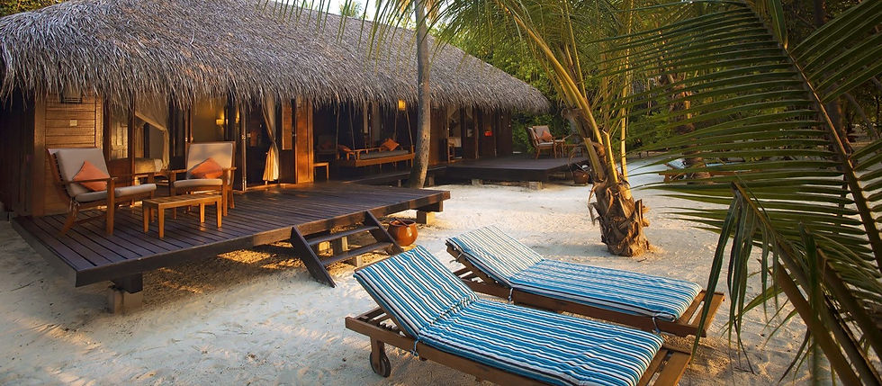 Medhufushi Island Resort 4 Nights in Beach Villa
