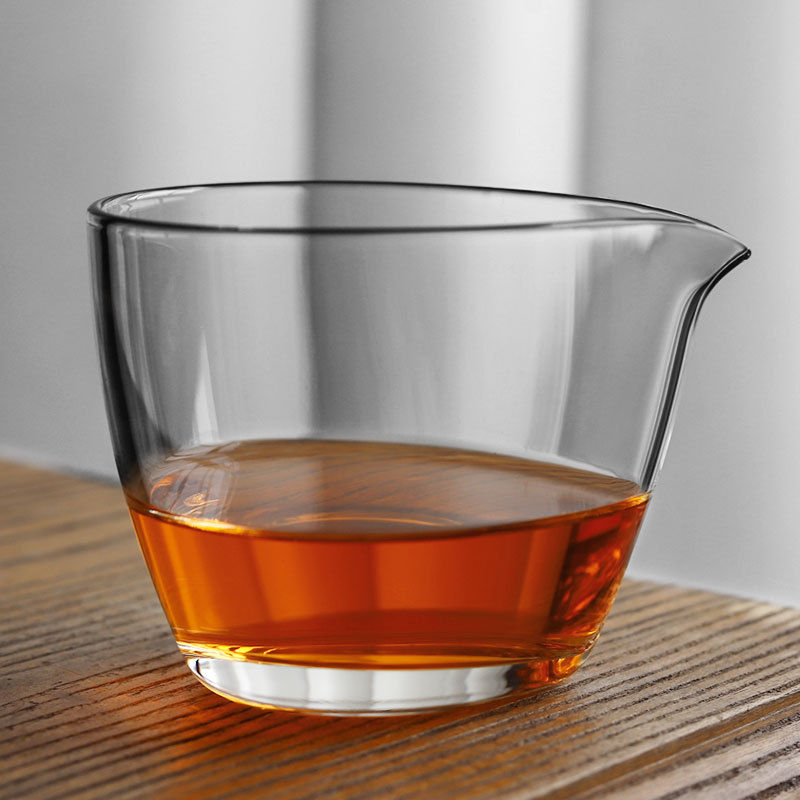 Thumbnail: Glass Gong-dao Cup