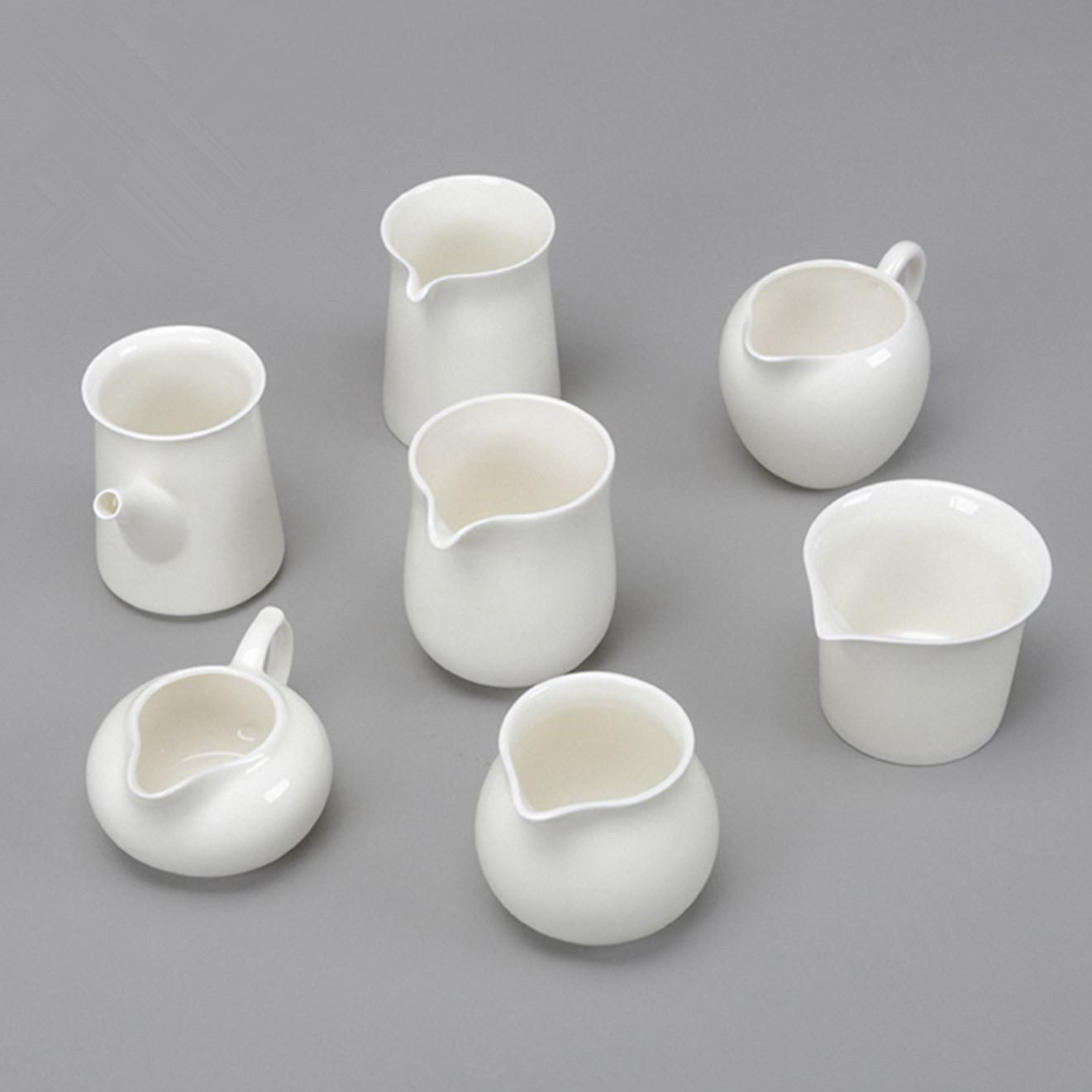 White Porcelain Gong-Dao Cup