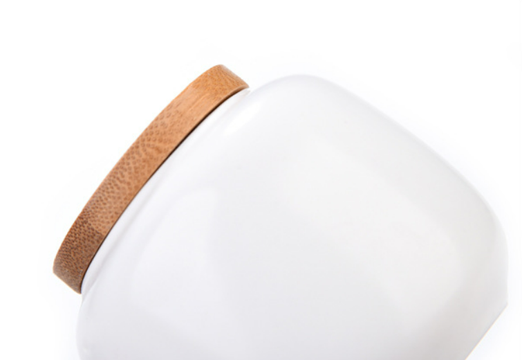 Miniature : High-class Porcelain & Pottery Canisters