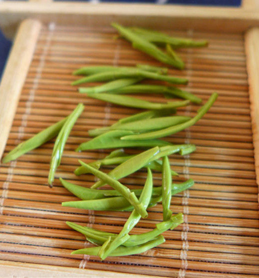 Miniatura: QianDao Lake Silver Needle Tea /QianDao Yinzhen Tea,Zhejiang Green Tea Wholesale