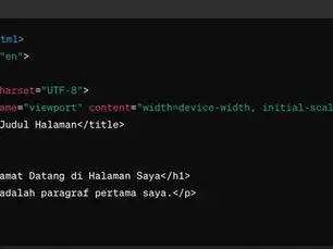Gambar: Kode HTML dasar di editor dengan latar hitam, menampilkan struktur halaman web sederhana dengan judul dan paragraf.