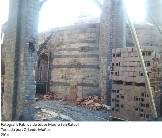22. Fotografia Fabrica de tubos Moore San Rafael.jpg