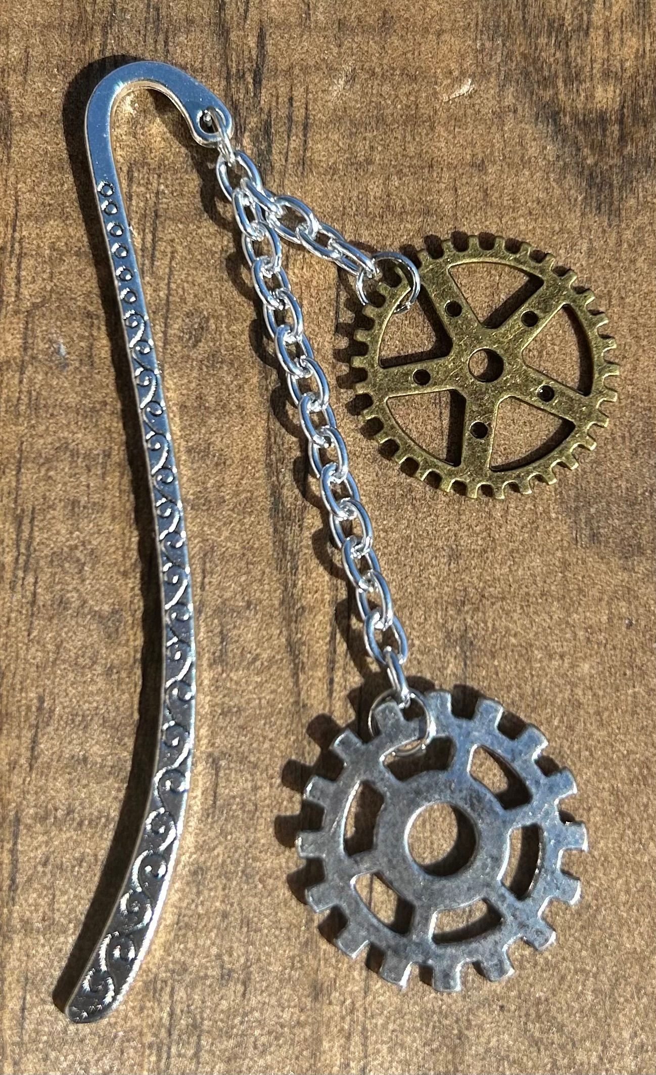 Gears Bookmark
