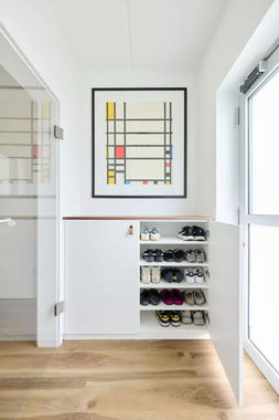 Custom-designed fitted wardrobe