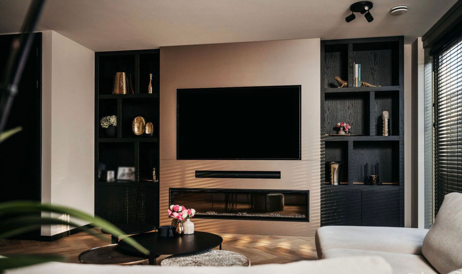At DEVIN Furniture, we specialize in crafting bespoke media walls and custom TV units that transform your entertainment space into a haven of style and functionality. Whether you desire a stunning media wall to house your electronics or a custom TV unit to showcase your television, our expert craftsmen will bring your vision to life with meticulous attention to detail.