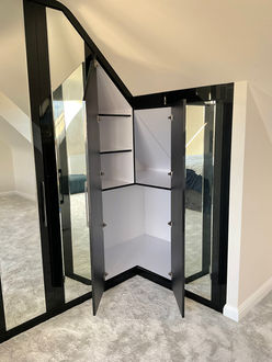 Stylish fitted wardrobe with a perfect balance of functionality and style