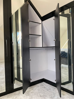 Stylish fitted wardrobe with a perfect balance of functionality and style