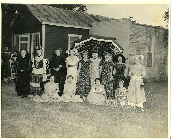 Ladies Reading Circle Jun 7, 1952.jpg