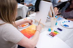 Session of Canvas Calm: A Mindful Art Experience