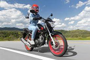 Motos