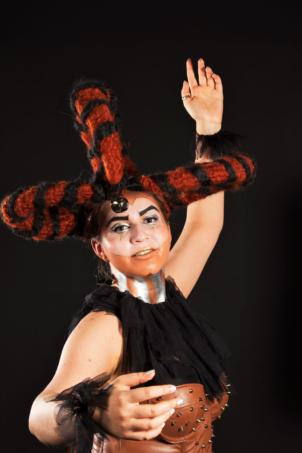 Avant Garde court Jester