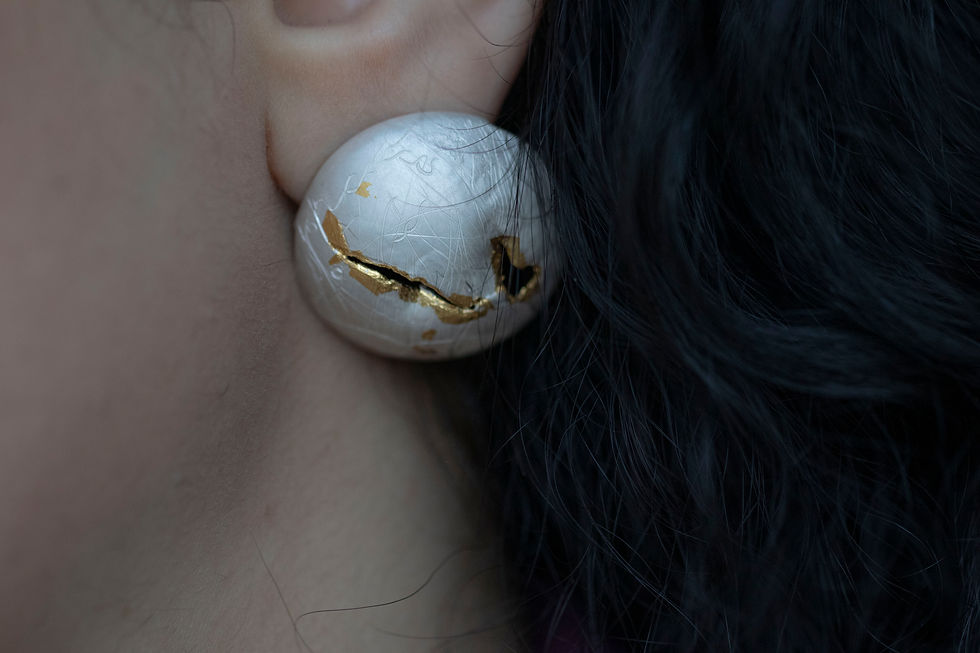 Thumbnail: Medium Golden Whisper earrings