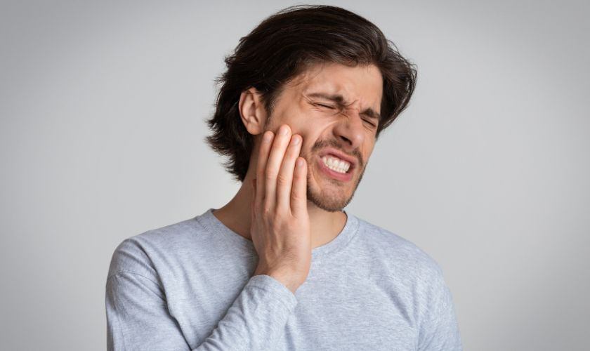 Dental Emergencies in Victoria at Crossroads Dental of Victoria