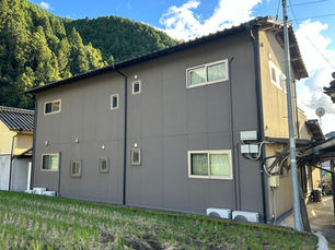 府中市「気になる外壁汚れを解消!塗装で美観を取り戻しお客様も大満足」