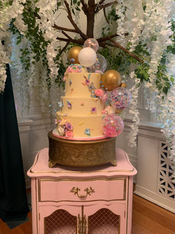 Ellie's tiered cake