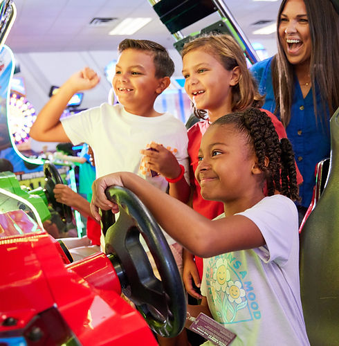 Chuck E Cheese image.jpeg