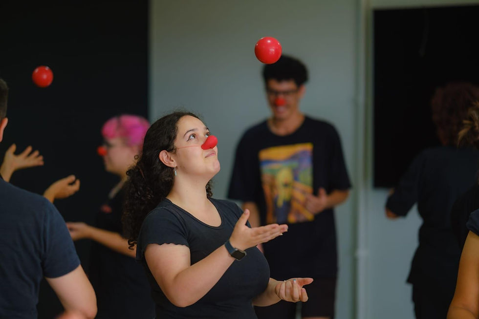 Oficina em homenagem ao Dia dos Pais promove tarde de diversão para pais e filhos