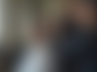 グレイカラーの魅力と選び方：福岡市中央区で輝くエイジングケア