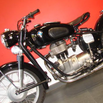 BMW R26
