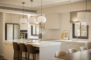 Kitchen dining