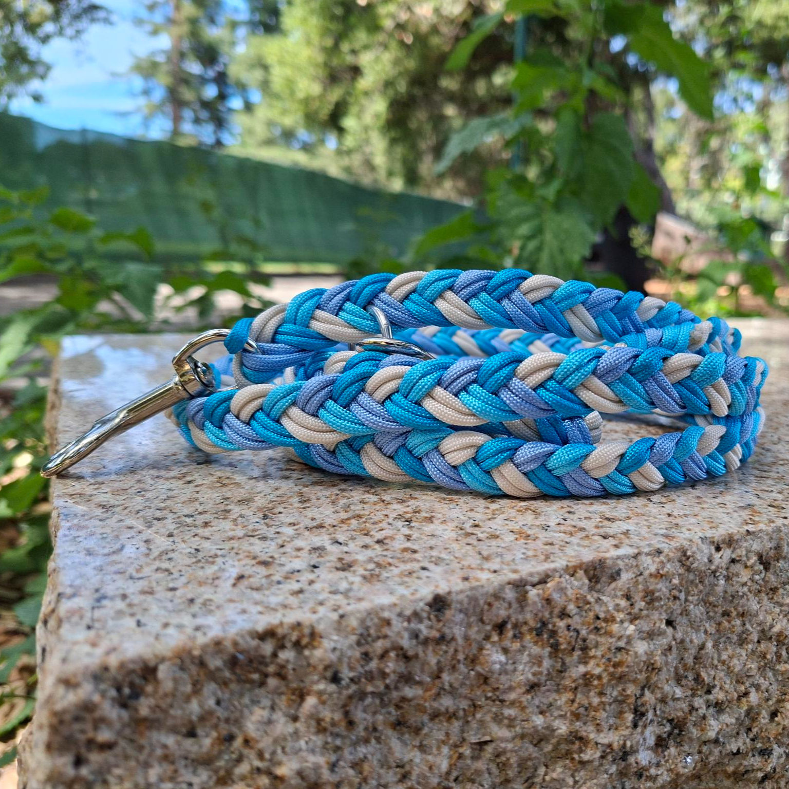 3.5' - 5' Flat Braid Paracord Convertible Leash - Professional