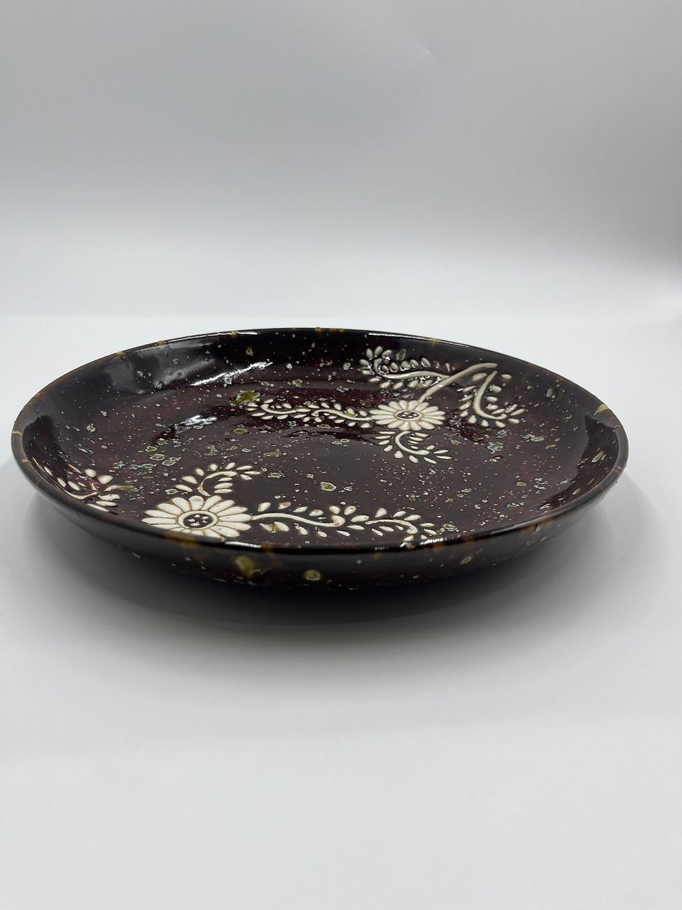 Thumbnail: Wine Red Dinner Plate (Table Ware) (Stoneware) Flower & Vine Motif