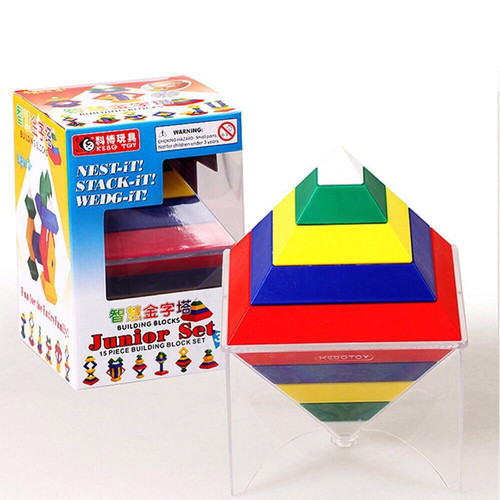 Pyramid Building Blocks montessentials