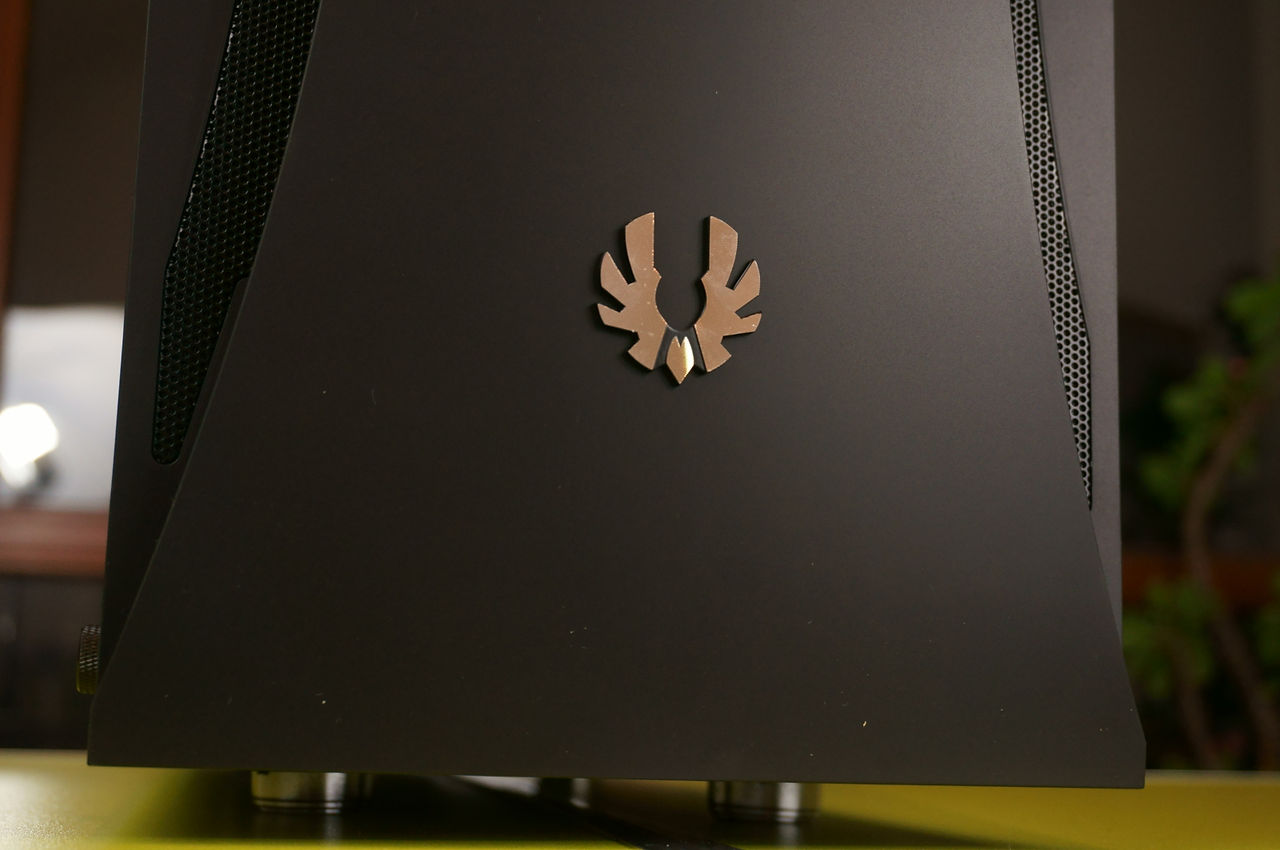 BitFenix Aurora