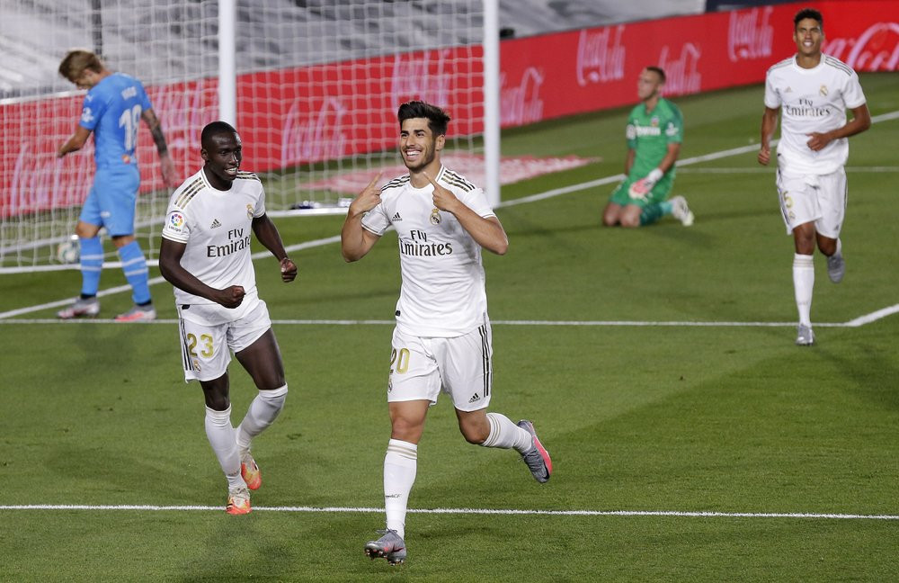 Asensio celebrating his goal against Valencia