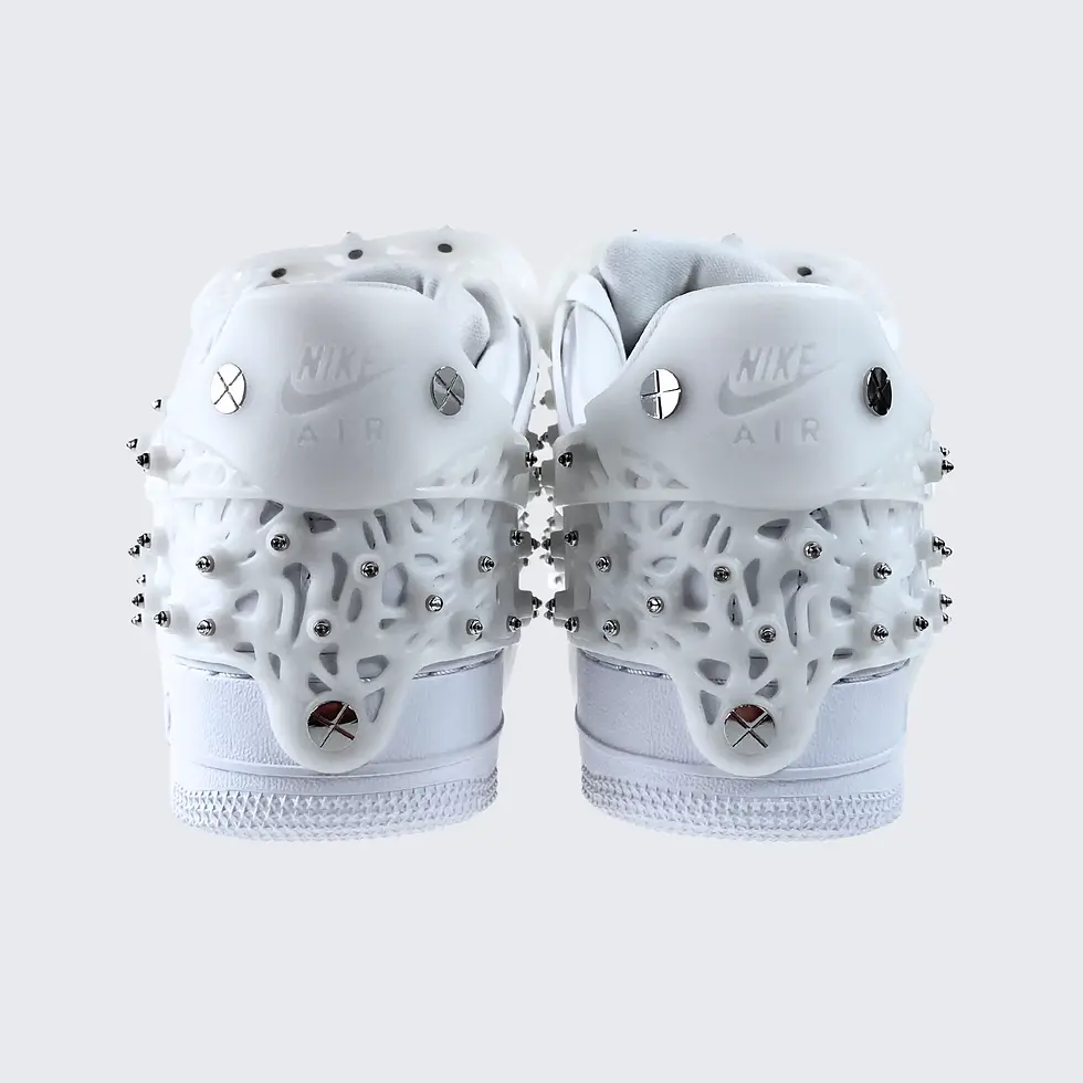 Miniaturbild: Nike Air Force 1 LXX Swarovski Damen Sneaker mit Kristallen Frontansicht