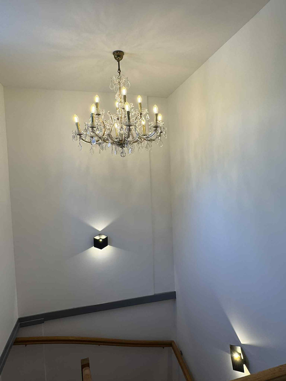 Installation électrique complète et éclairage sur mesure dans une chambre d’hôtes à Sainte-Menehould.