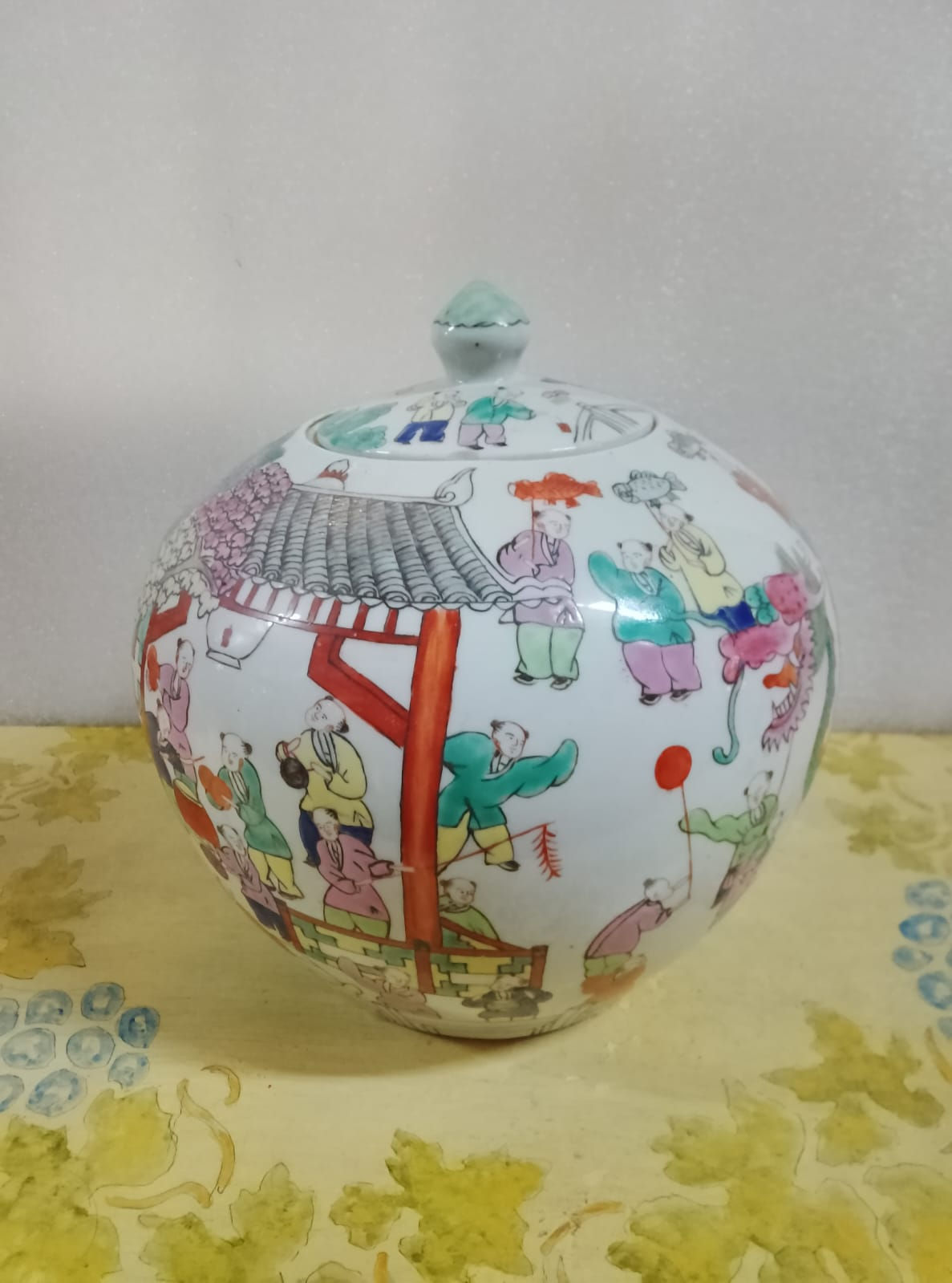 Vaso da Zenzero Medio Potiche Cinese Mercato Dipinta a Mano D'Epoca