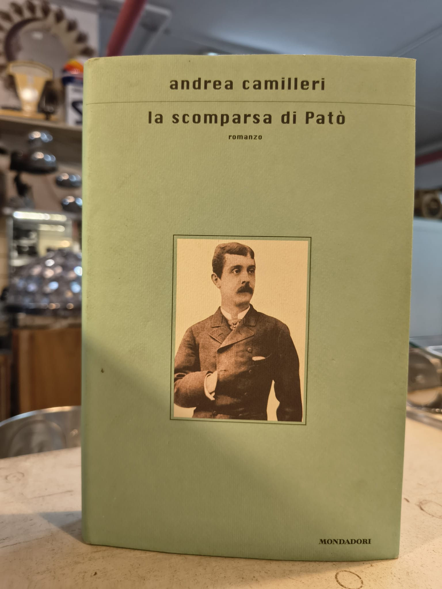 Libro La scomparsa di Patò di Andrea Camilleri [Mondadori]
