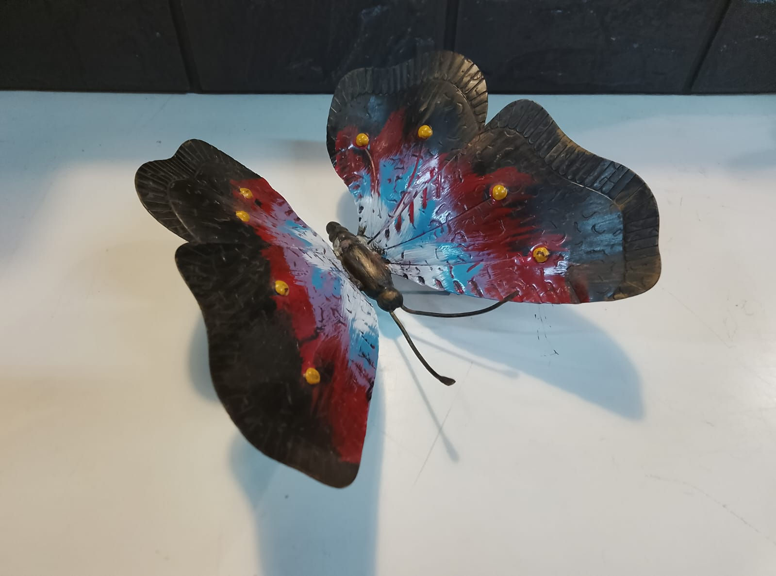 Soprammobile Farfalla in Ferro Battuto