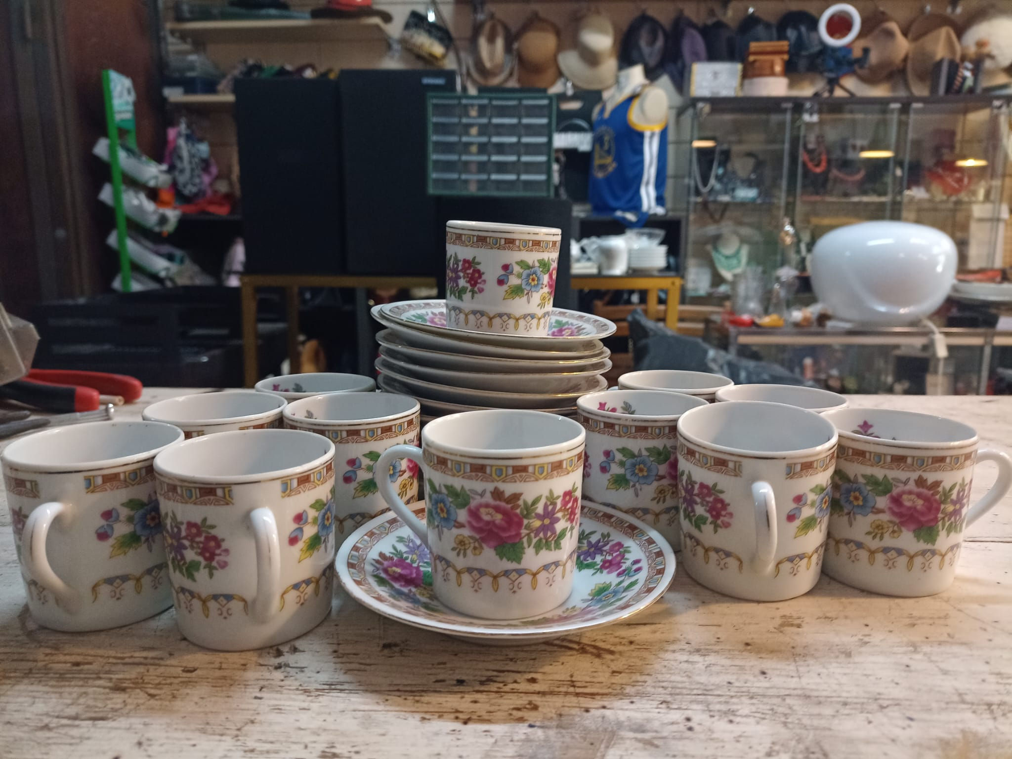 Servizio per 12 Persone Tazzine da Caffè con Piattino Porcellana China