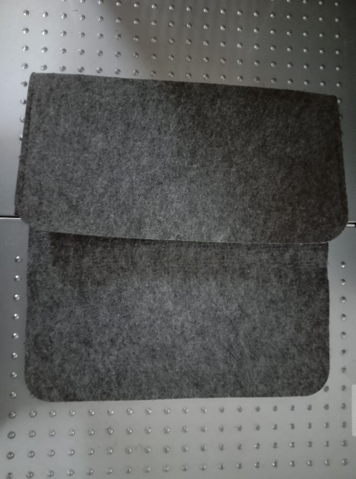 Tasca Porta Telecomando per Bracciolo Divano in Pannolenci Grigio