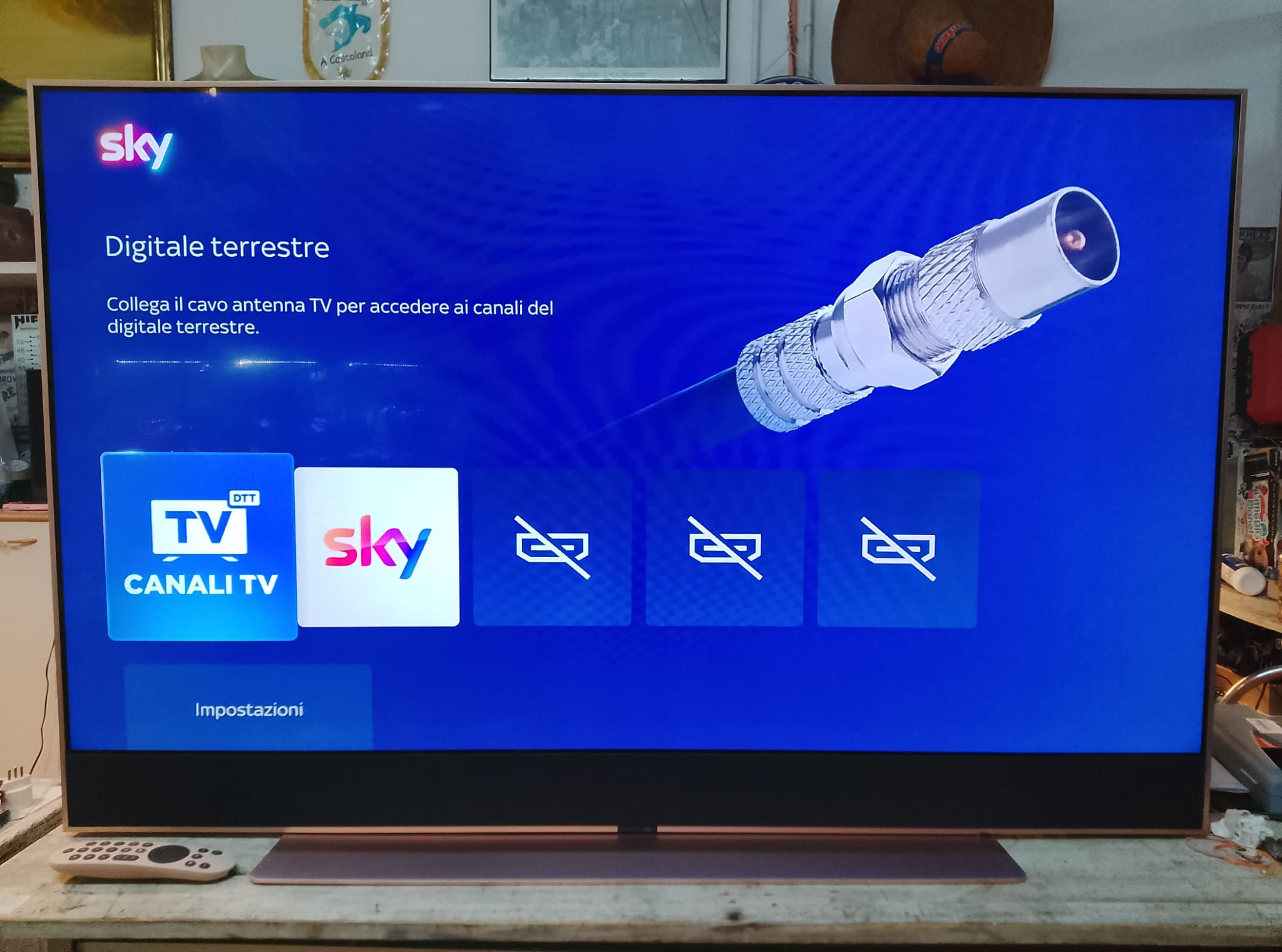 Televisore Smart TV Skyglass 55" Rosa Champagne 4K Quantum Dot Dolby Atmos®