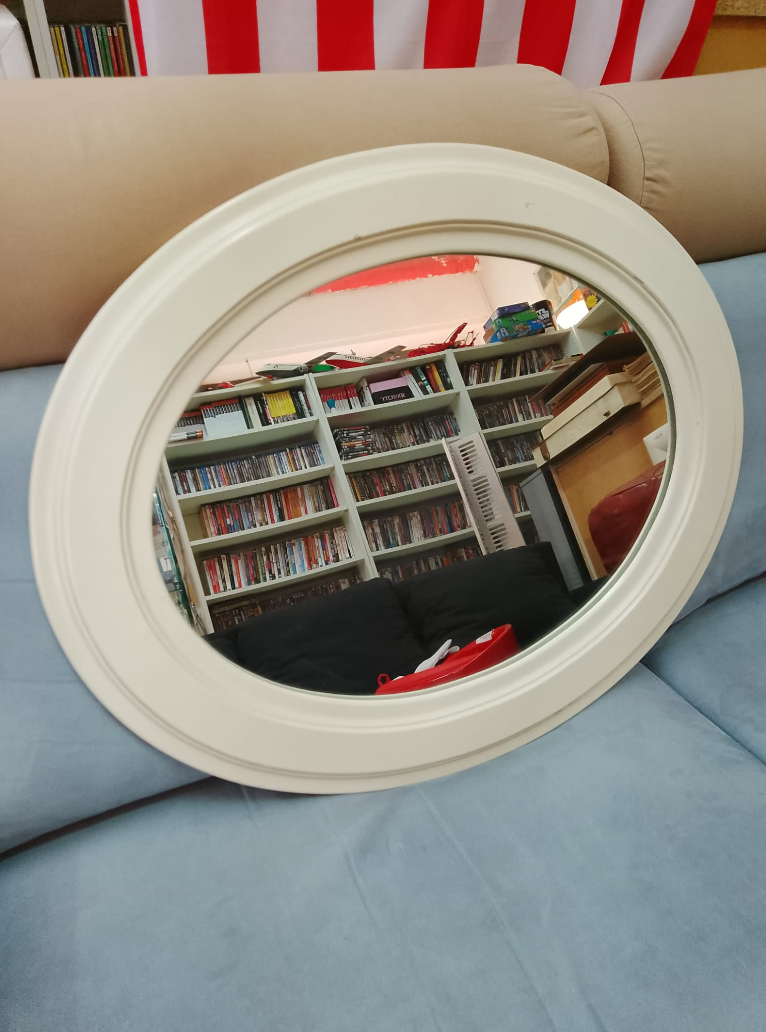 Specchio da Parete Rotondo Cornice in Legno Bianco