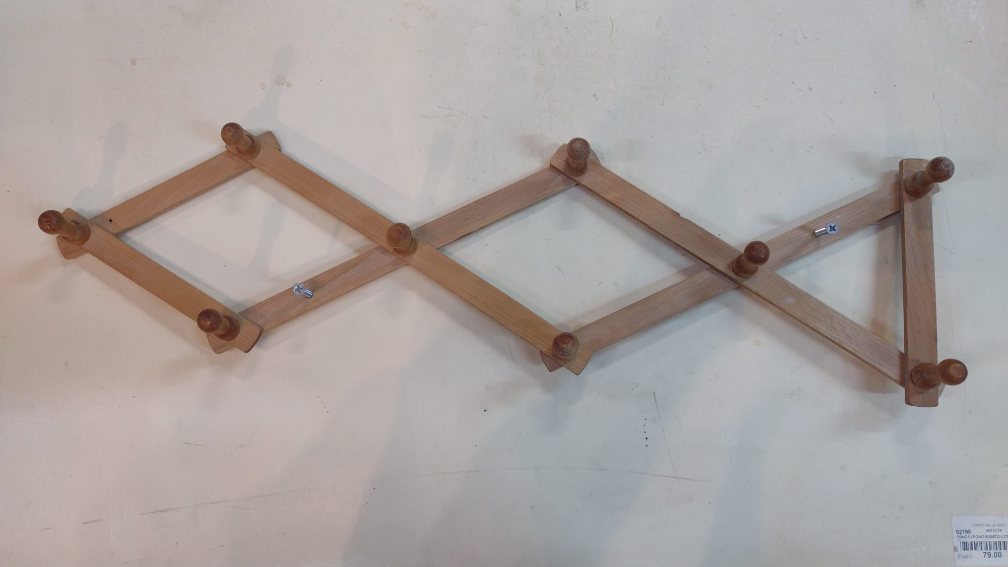 Appendi Abiti da Parete a Soffietto in Legno Chiaro (pomelli piccoli)