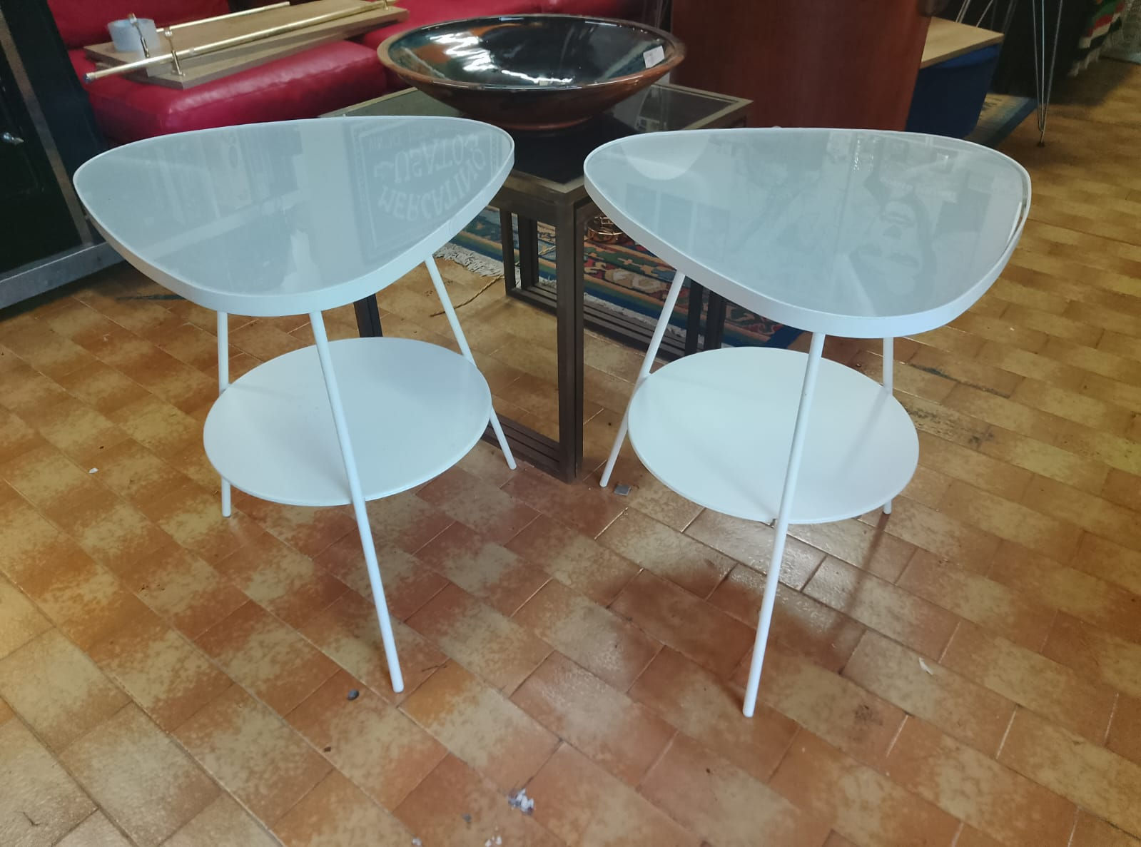 Tavolino Side Table o Comodino Ferro Bianco e Vetro IKEA ULSBERG