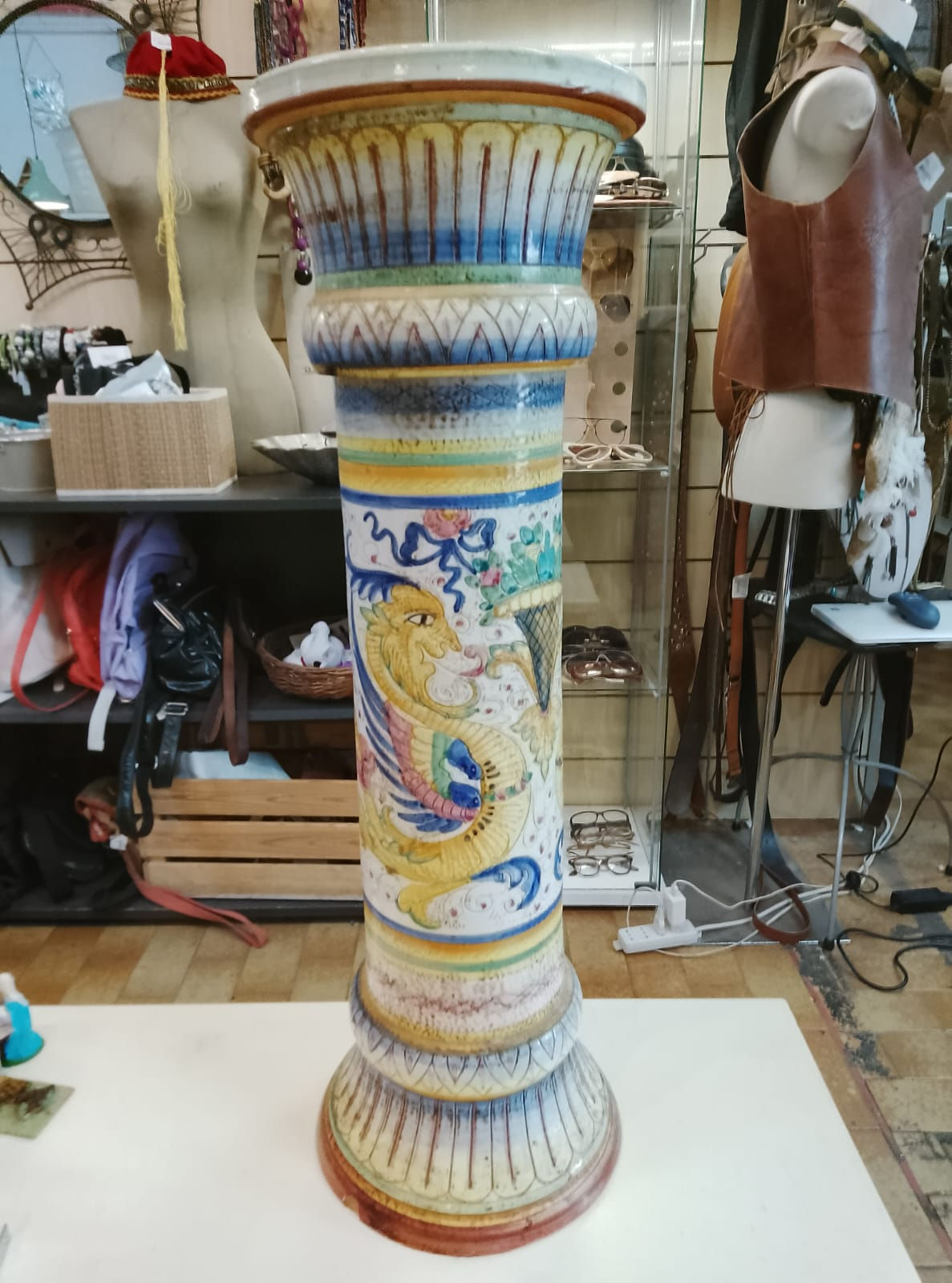 Colonna Piedistallo Porta Vaso in Ceramica Dipinta a Mano DERUTA