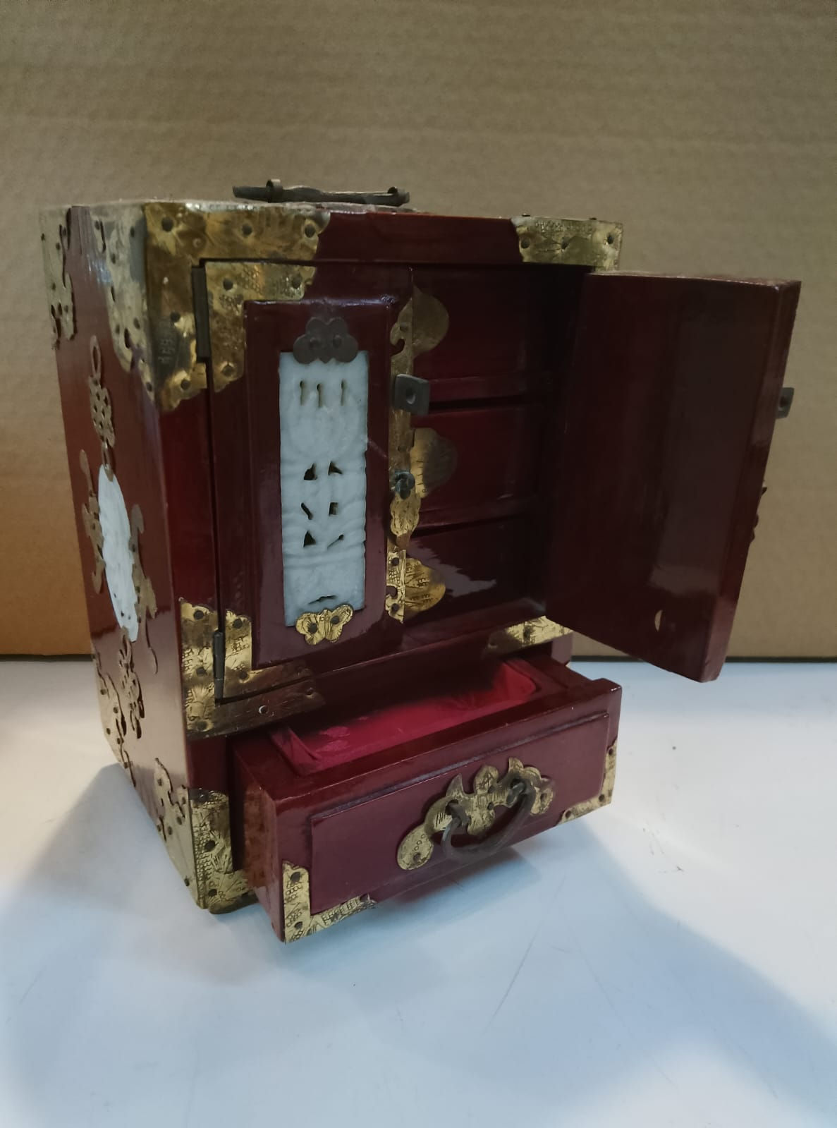 Cofanetto Portagioie Armadietto Cinese Intarsiato Vintage