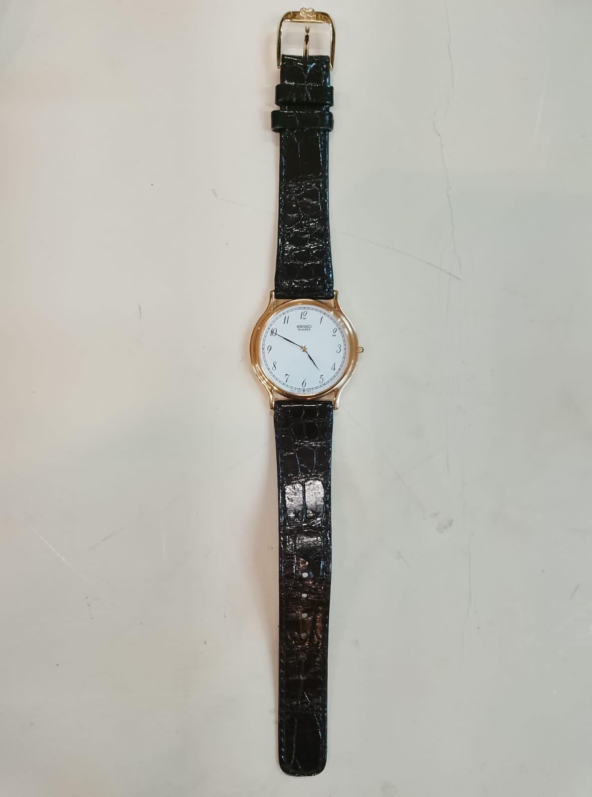 Orologio da Polso Uomo SEIKO Quartz con Cassa Dorata e Cinturino in Pelle Nera